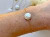 Bracelet Cosmos porté au poignet-S'TELLE création bijoux